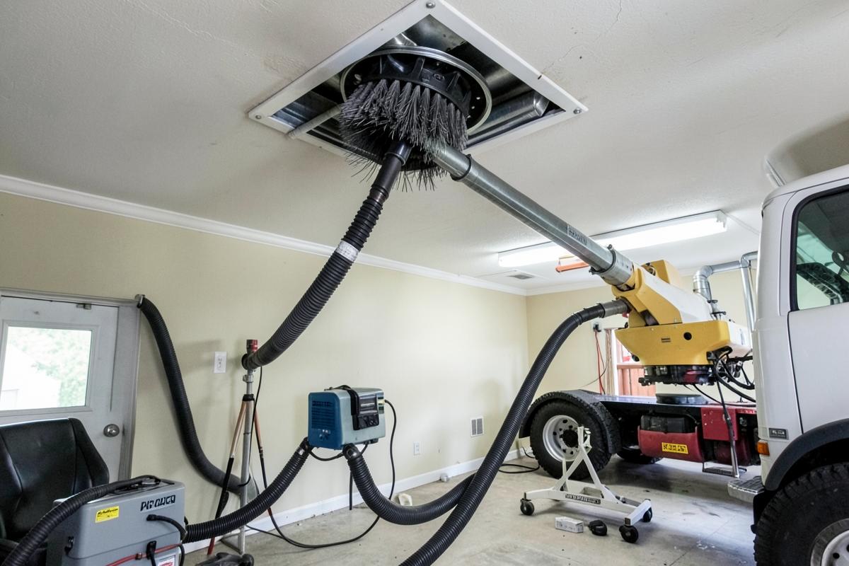 Air Duct Cleaning service in Ontario